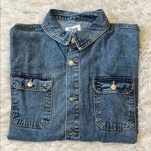 Refuge Men’s Oversized Classic denim shirt in blue size Large